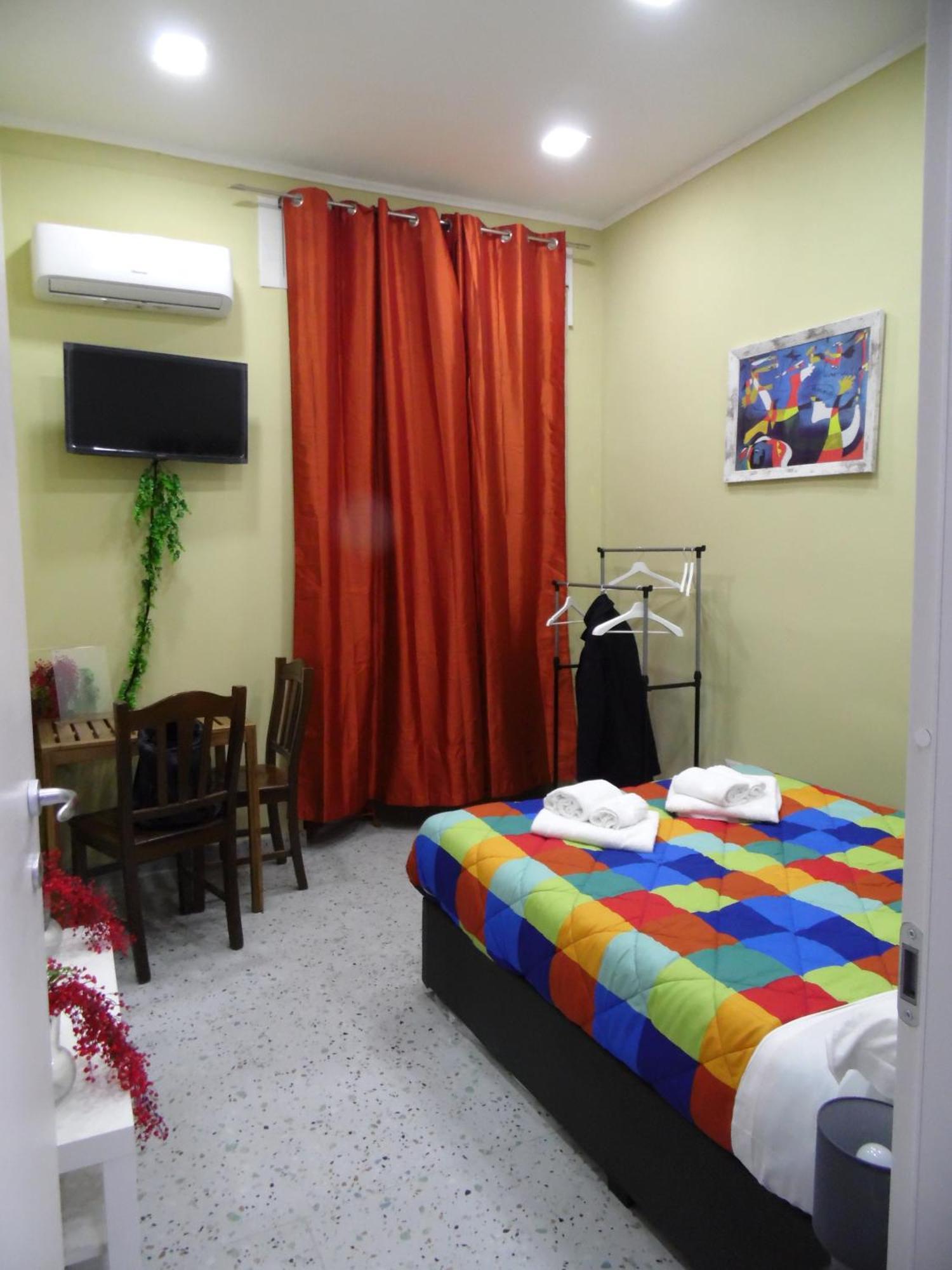 Mithra Apartment Centro Storico Nápoles Exterior foto